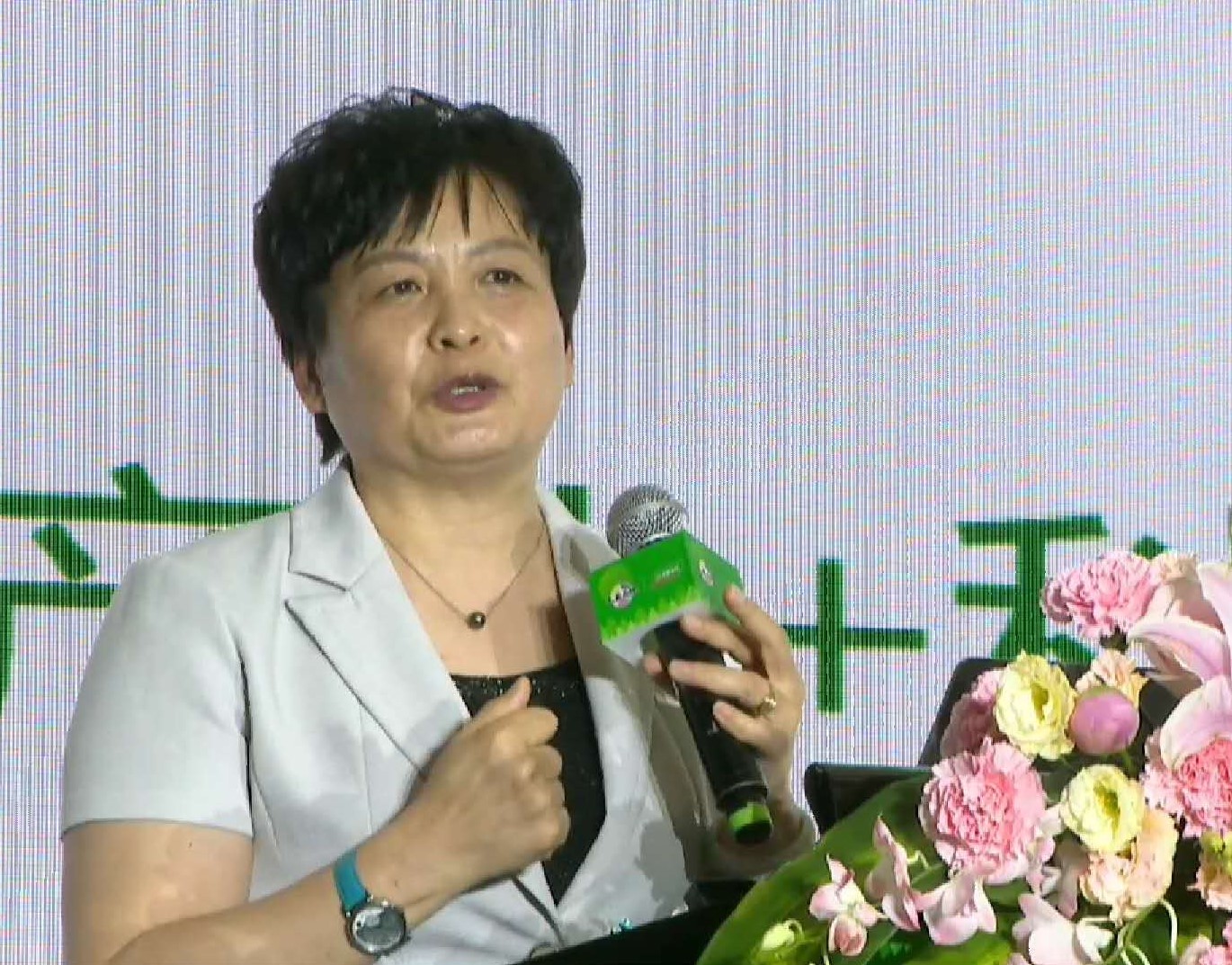 【授課動態】中國人民大學秦虹教授出席“城市煥新 筑造美好生活”云峰會并做《城市更新：城市發展的新機遇》主題發言